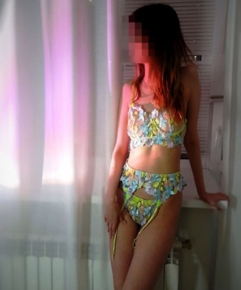 Я знаю, как доставить настоящее наслаждение 💋 Мои услуги широки и включают все, что ты только можешь себе представить 😈 Независимо от того, что ты ищешь – спокойную интимность, страстный секс или незабываемый эксперимент – я здесь, чтобы сделать тебя счастливым 😇 Есть отличные отзывы о моей работе, которые могу поделиться с тобой по запросу. Ты заслуживаешь только лучшее, и я готова предоставить тебе запоминающиеся моменты нашей встречи 🌟 Живу в Москве, поэтому наши встречи возможны в любое удобное для тебя время. Жду твоего звонка! 📞😘 Фото мои настоящие, я не люблю обманывать своих клиентов. Олеся
